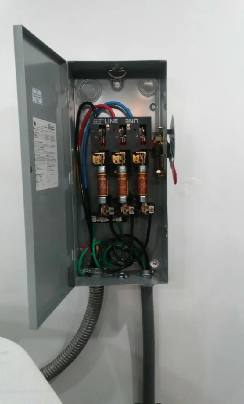 Three-phase disconnect switch installed for Electrical Wiring & Rewiring in Bennettsville